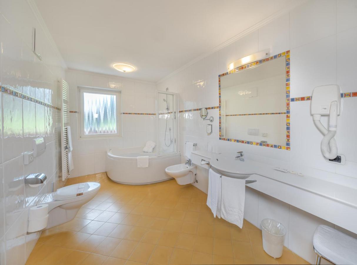 Family Suite,1742784422:JPEG